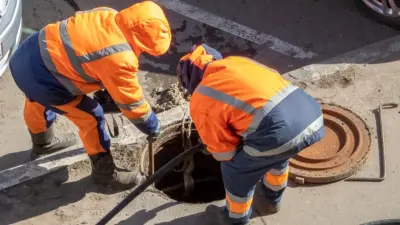 В Петропавловске пятеро рабочих пострадали при взрыве в канализационном коллекторе