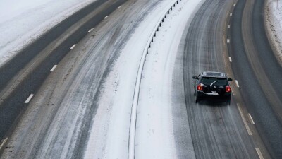 Участок международной трассы закрыли для некоторых видов транспорта в ВКО