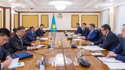 Бектенов обсудил с главой китайской компании инвестиции в Шымкентский НПЗ