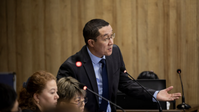 "Ведёте суд однобоко". Защитники Бишимбаева потребовали вскрыть телефон Нукеновой