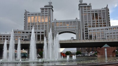 Мост по Кабанбай батыра перекрыли до июня в Астане