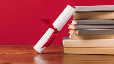 Преподавателям вузов будут доплачивать за научную работу – Токаев подписал закон