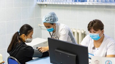 "Ждите очереди". Получить услуги в частных стационарах теперь можно только с направлением из госполиклиники