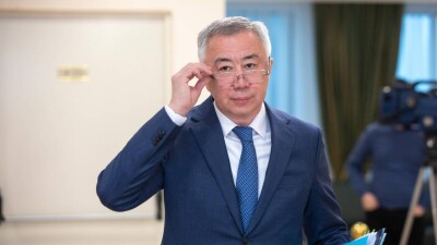 "Экономика экономикой". Жумангарин не видит причин прекращать торговлю с властями Афганистана