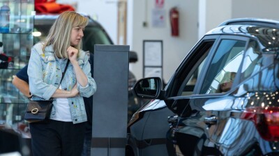 Какие модели автомобилей казахстанцы предпочли при покупке с начала года