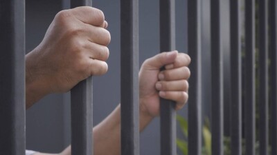 "Проверять будем всех". 13 подозреваемых задержали по делу об издевательствах над школьницей в Кызылорде