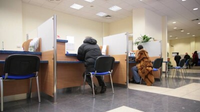 Финрегулятор представил обновлённый график работы банков в период ЧП