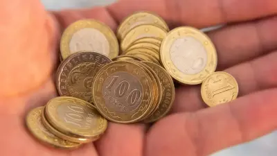 Максимальное за последние 2,5 года сокращение реальных доходов казахстанцев зафиксировали в Нацбанке