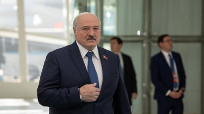 "Дрожим перед долларом". Лукашенко призвал коллег по ШОС найти альтернативу американской валюте