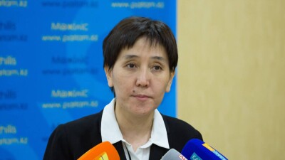 "Ничего не было слышно". Дуйсенова опровергла своё заявление об ограничении миграции в Астану