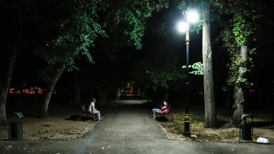 "Гуляем в темноте": в акимате объяснили, как работают уличные фонари в Центральном парке Астаны