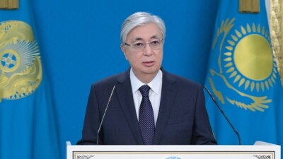 Токаев: Узбекские олигархи строят больницы за свой счёт, а наши за границей атакуют свою страну