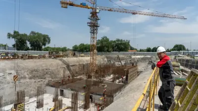 "Беззубые нормы". Депутат Базарбек настаивает на запрете строительства в сейсмоопасных зонах