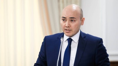 "Министром быть не загадывал". Куантыров рассказал, как его семья отмечает Новый год