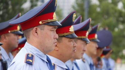 Тургумбаев: Зарплата полицейских очень низкая