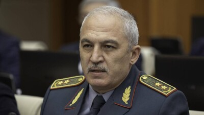 "Лично возьму сына за руку и отведу служить". Министр обороны призвал начинать с себя в вопросах патриотизма