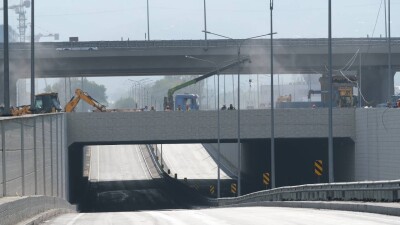 В Алматы открыли проезд по тоннельной развязке на кольце у аэропорта