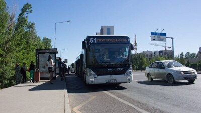 Аким Астаны об автобусах: Без субсидирования цена за проезд может вырасти до 400 тенге