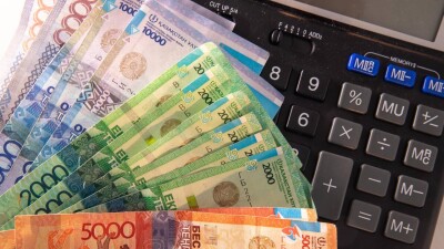 Бектенов поручил выплатить единовременную компенсацию пострадавшим от паводков до конца недели