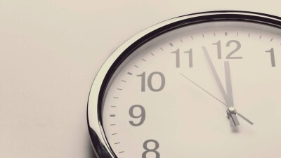 Рассмотрение петиции против единого часового пояса: учёные настаивают на его сохранении