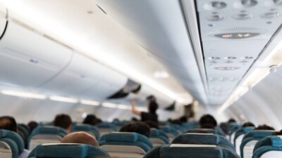 Депутат мажилиса Елеуов спас пассажира во время полёта