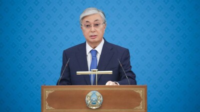 Токаев выразил соболезнования президенту Пакистана в связи с терактом в мечети