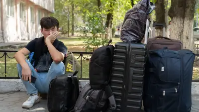 "Могут переночевать в кризисном центре". Что делать студентам, которым не хватило мест в общежитиях Алматы