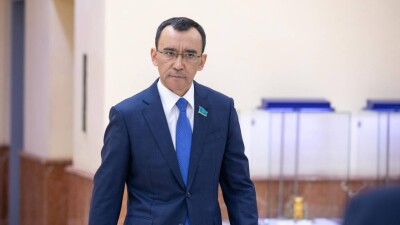 Ашимбаев: Супермаркеты не выставляют отечественные товары на видные места – там стоит импортная продукция