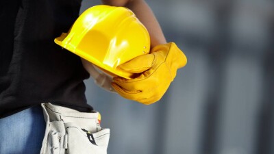 Опытные работники производства смогут без тестов стать педагогами в колледжах и получать повышенную зарплату