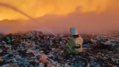 Свалку под Алматы тушат уже четвёртый день