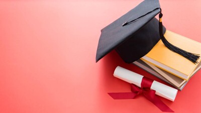 Сколько и по каким специальностям выделили образовательные гранты в Казахстане