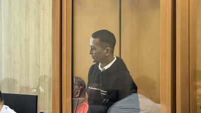 Суд не отпустил журналиста Адилбекова под домашний арест