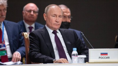 Путин: Костяк руководства Вооружённых сил должен быть сформирован из тех, кто проявил себя в бою