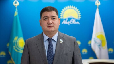 Ерлан Каналимов покинул пост председателя маслихата Астаны