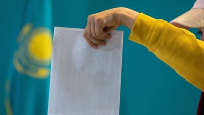 В Алматы заменили урну из-за возможного вброса бюллетеней