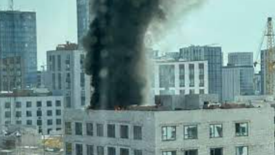 Пожар в новостройке Астаны: пострадали два человека