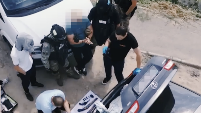 15 человек, которых считают участниками ОПГ Дикого Армана, задержали во время спецоперации