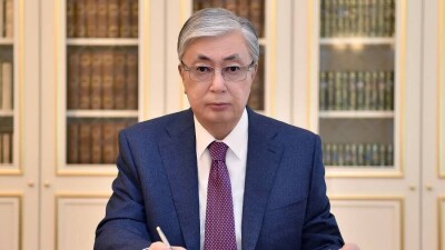Поправку о семилетнем президентском мандате Токаев внесёт в Конституцию своим указом