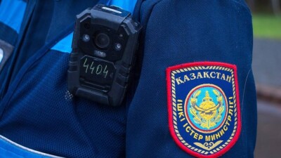 Полицейский на автомобиле Lexus врезался в пассажирский автобус в Усть-Каменогорске