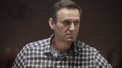Гособвинение потребовало приговорить Навального к 13 годам колонии