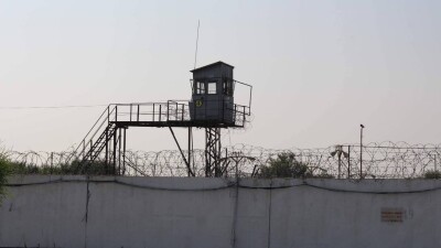 Глава колонии в Степногорске отделался штрафом за требование у осуждённого 6 млн тенге