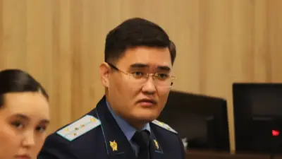 В эпизоде о хищении во время паводков фигурирует ещё один родственник Перизат Кайрат – прокуроры