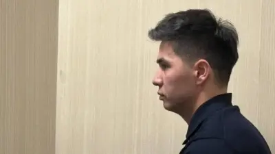 Суд над блогером Жанабыловым: в Минспорта купили рекламируемый курс и заявили о его бесполезности