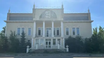 Конфискованный у экс-акима Костаная ресторан продали с торгов после десятка неудачных попыток