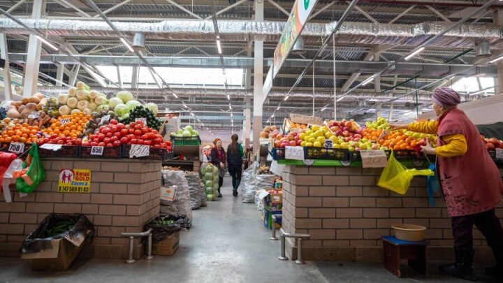Рост цен ощущается: Министры Султанов и Карашукеев рассказали, как покупают продукты
