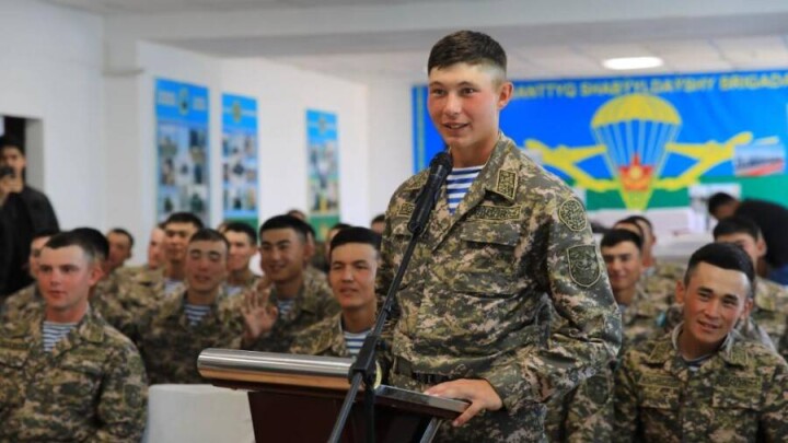 Сервис видеозвонков для общения срочников с родственниками запустили в Казахстане