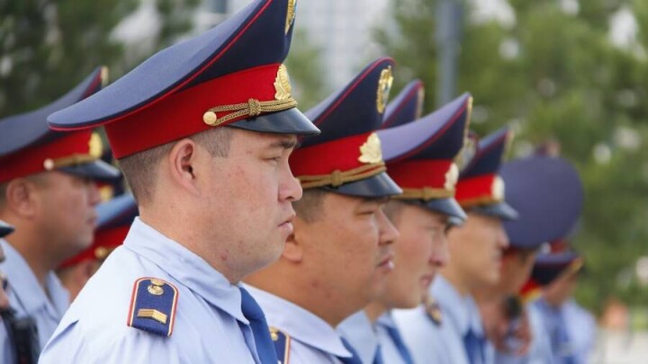 Тургумбаев: Зарплата полицейских очень низкая