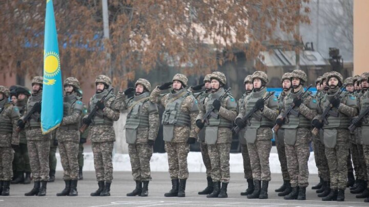 Токаев поручил переформатировать ВС: боевые подразделения учат действовать в условиях войны