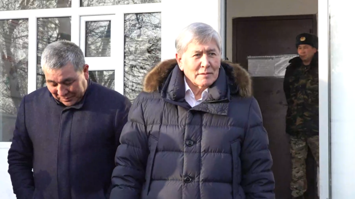 "I’ll be back". Алмазбек Атамбаев вышел на свободу