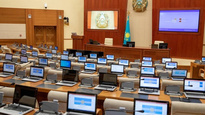 Депутат Кожахметов: Мажилис могут распустить уже в январе
